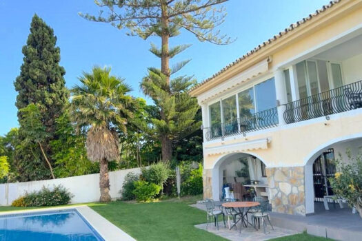 5 Bed Detached Villa for sale in Guadalmina Alta, Costa del Sol