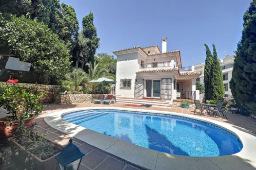 Samostatná vila – 4 ložnice – Mijas