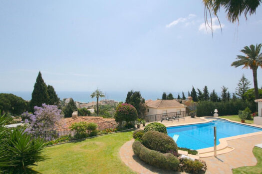 4 Bed Detached Villa for sale in Benalmadena, Costa del Sol