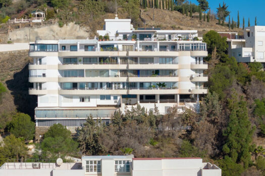 3 Bed Middle Floor Apartment for sale in Malaga Centro, Costa del Sol