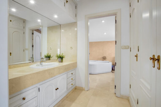 4 Bed Detached Villa for sale in Torremolinos, Costa del Sol