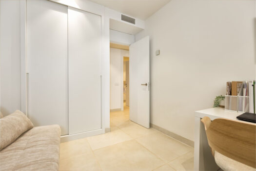 3 Bed Middle Floor Apartment for sale in Fuengirola, Costa del Sol