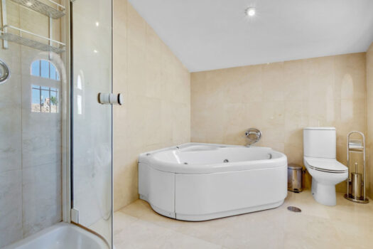 4 Bed Detached Villa for sale in Torremolinos, Costa del Sol