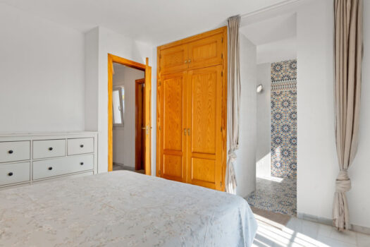 4 Bed Semi Detached Townhouse for sale in Fuengirola, Costa del Sol