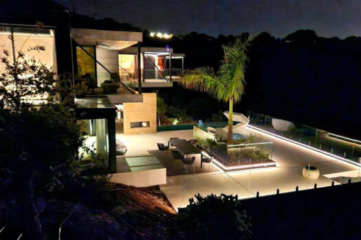 5 Bed Detached Villa for sale in Benahavis, Costa del Sol