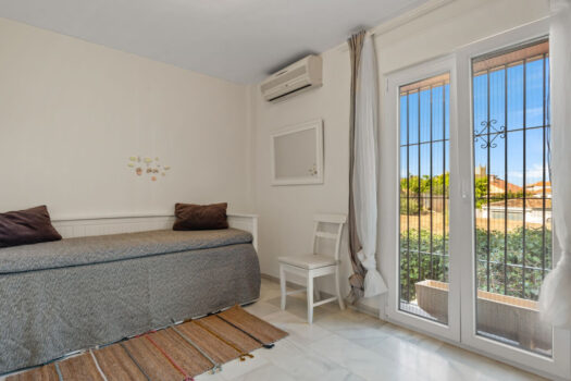 4 Bed Semi Detached Townhouse for sale in Fuengirola, Costa del Sol