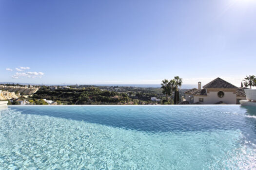 8 Bed Detached Villa for sale in Benahavis, Costa del Sol