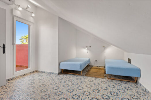 4 Bed Semi Detached Townhouse for sale in Fuengirola, Costa del Sol