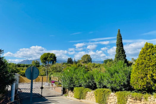 3 Bed Ground Floor Apartment for sale in New Golden Mile, Costa del Sol