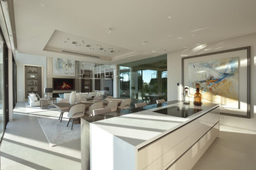 6 Bed Detached Villa for sale in Elviria, Costa del Sol