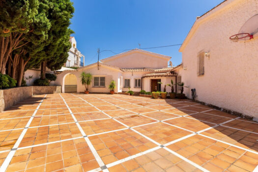 4 Bed Detached Villa for sale in Torremolinos, Costa del Sol