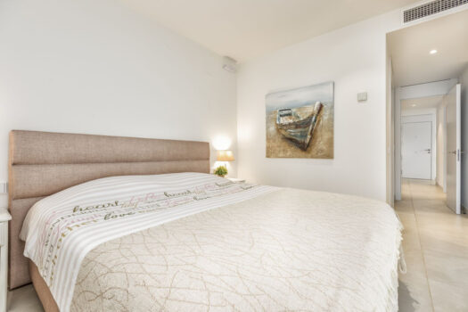 3 Bed Middle Floor Apartment for sale in Fuengirola, Costa del Sol