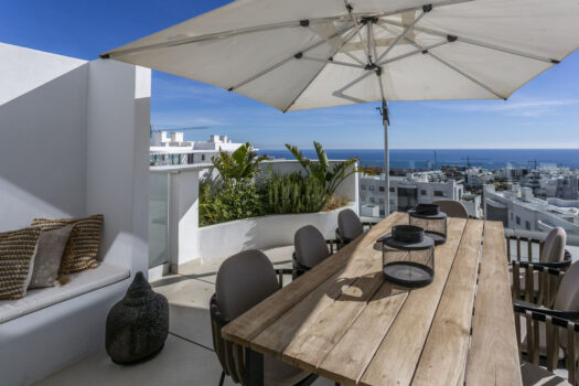 3 Bed Penthouse Apartment for sale in Fuengirola, Costa del Sol