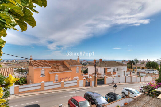 2 Bed Terraced Townhouse for sale in El Coto, Costa del Sol