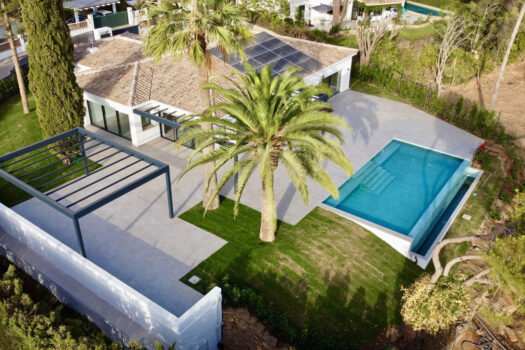 4 Bed Detached Villa for sale in Elviria, Costa del Sol