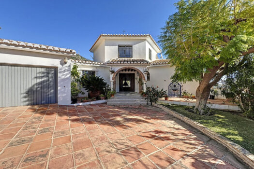 Samostatná vila – 4 ložnice – Mijas