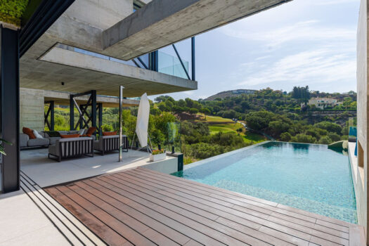 5 Bed Detached Villa for sale in Benahavis, Costa del Sol