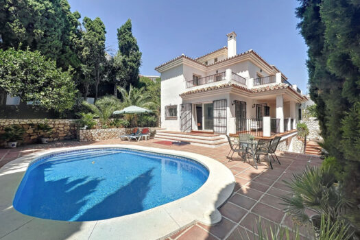 Samostatná vila – 4 ložnice – Mijas