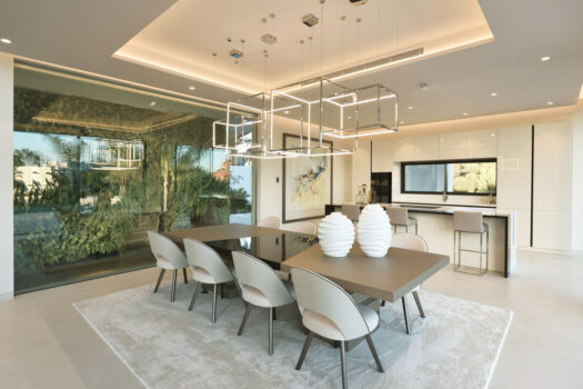 6 Bed Detached Villa for sale in Elviria, Costa del Sol