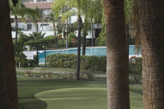 2 Bed Ground Floor Apartment for sale in Los Flamingos, Costa del Sol