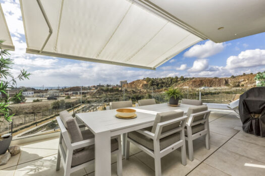 3 Bed Middle Floor Apartment for sale in Fuengirola, Costa del Sol