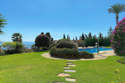 4 Bed Detached Villa for sale in Benalmadena, Costa del Sol