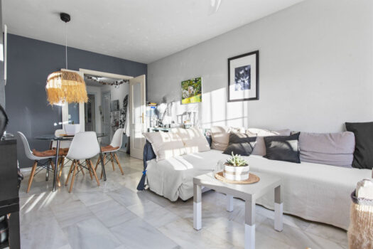 4 Bed Middle Floor Apartment for sale in Fuengirola, Costa del Sol