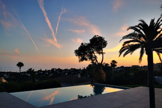 4 Bed Detached Villa for sale in Elviria, Costa del Sol