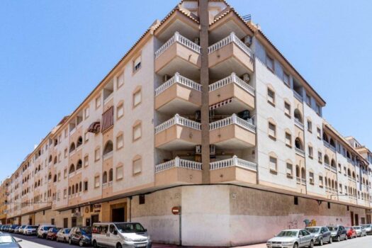 Double space parking besides to Mercadona – Central Bus Station Area