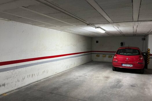 Garage space for 2 cars!!!