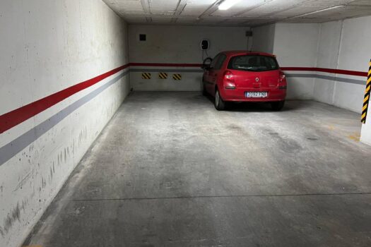 Garage space for 2 cars!!!