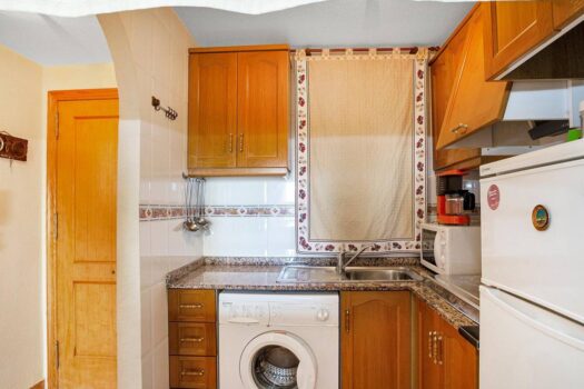 Cozy corner apartment with communal pool ideal for families and investors