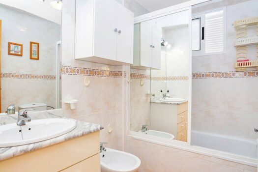 Cozy corner apartment with communal pool ideal for families and investors