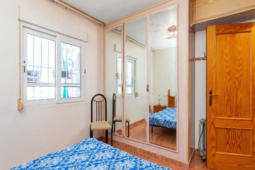 TOWNHOUSE OPPORTUNITY IN LOS ALTOS