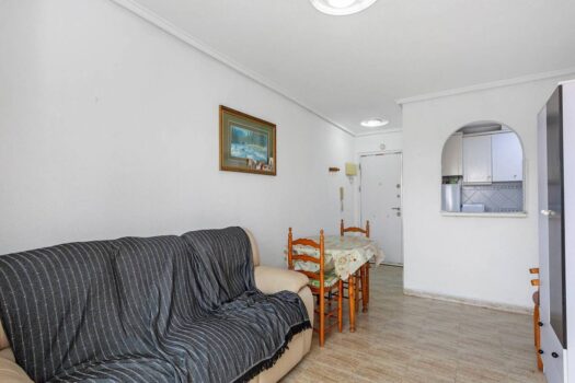 Opportunity for 3 bedrooms with pool and green areas