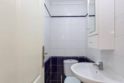 Opportunity for 3 bedrooms with pool and green areas