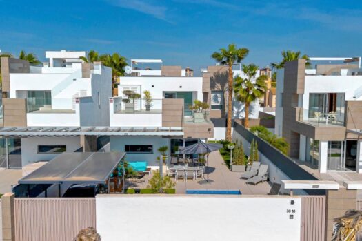 fabulous premium villa in guardamar