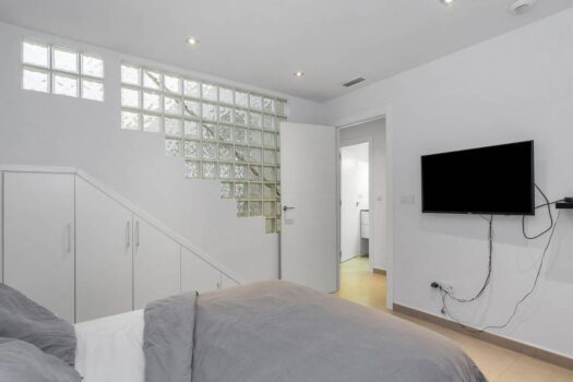 Magnificent independent villa with pool!!