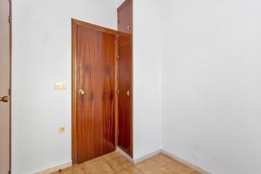 Opportunity in La Mata ground floor with 1 bedroom plot