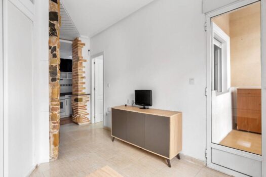 Apartment just a 9-minute walk from Playa del Cura!