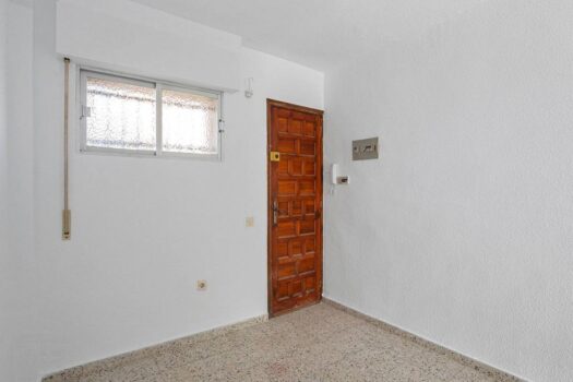 Opportunity at an unbeatable price! Your South home a stone’s throw from the dunes and the sea