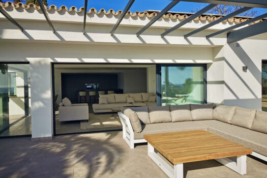 4 Bed Detached Villa for sale in Elviria, Costa del Sol