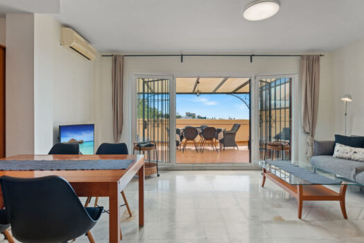 4 Bed Semi Detached Townhouse for sale in Fuengirola, Costa del Sol