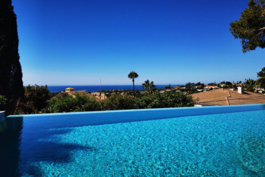 4 Bed Detached Villa for sale in Elviria, Costa del Sol