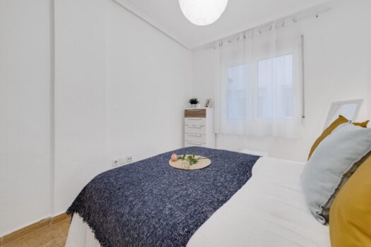 Pěkný apartmán s garáží Torrevieja.