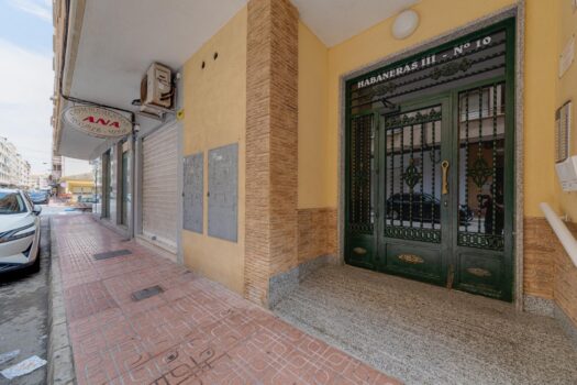 Pěkný apartmán s garáží Torrevieja.