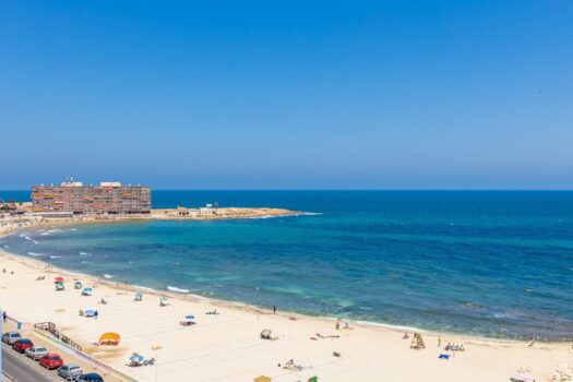 Pěkný apartmán s garáží Torrevieja.