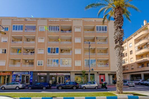 Pěkný apartmán s garáží Torrevieja.