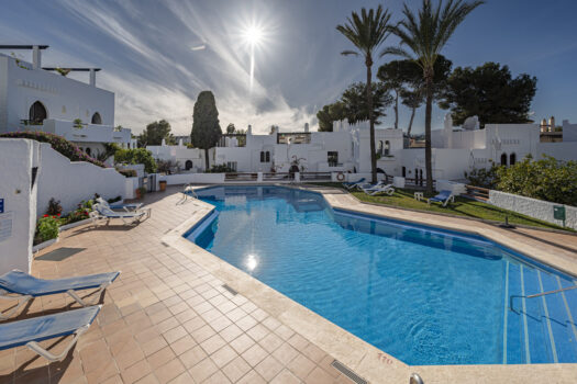 Řadový dům – 4 ložnice – Nueva Andalucia
