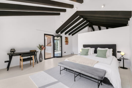 Samostatná vila – 5 ložnic – Nueva Andalucia